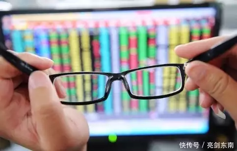 如何使用支付宝查看股票行情_股票投资风险与收益分析_炒股如何开户