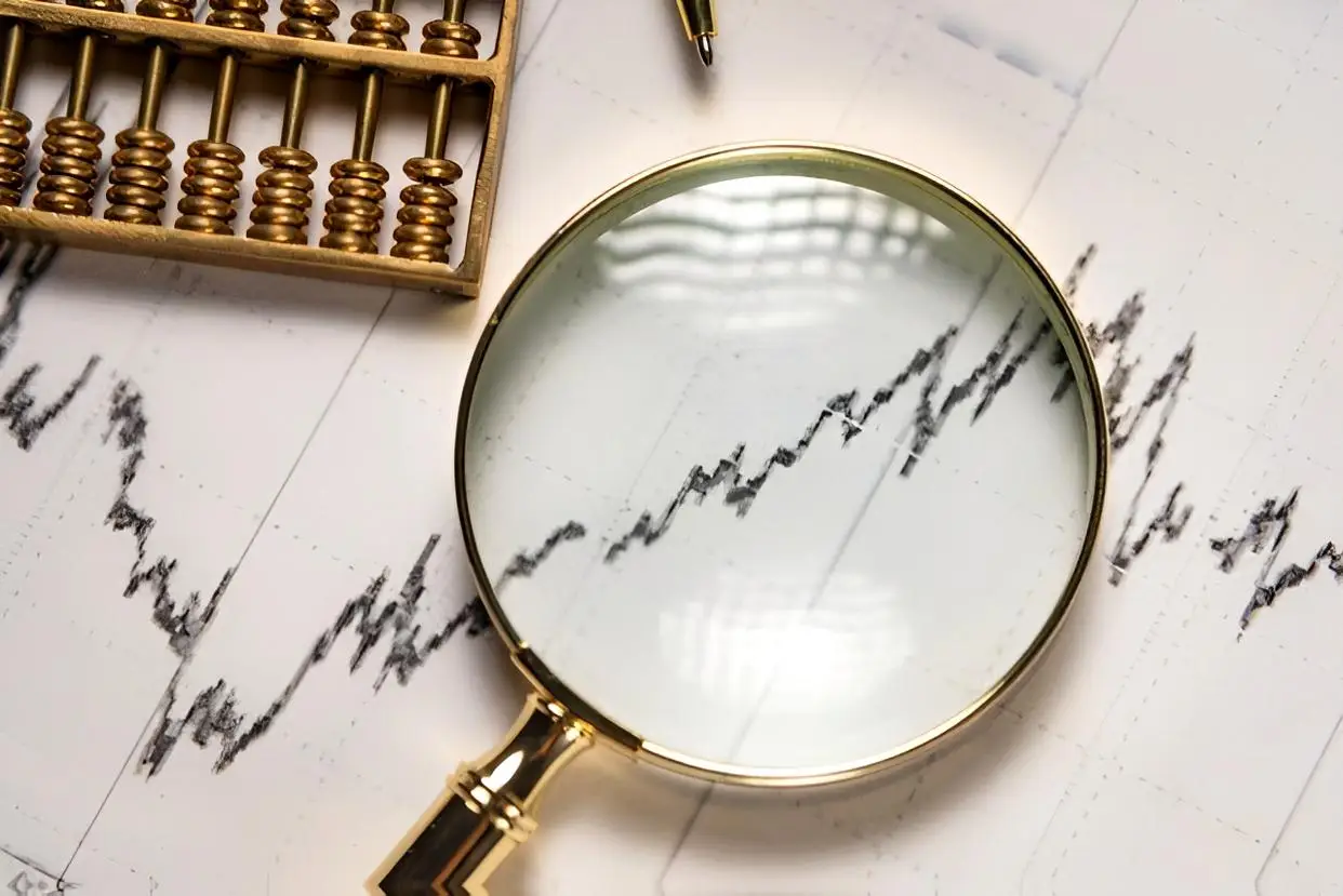 炒股赚钱_新手炒股避坑指南_炒股基础知识