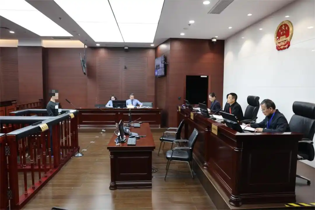 炒股开户配资平台_股票场外配资 非法经营罪 徐汇区检察院